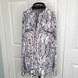 Internation Concepts INC Women's Black and White Snake Print Top Size XXL NWT